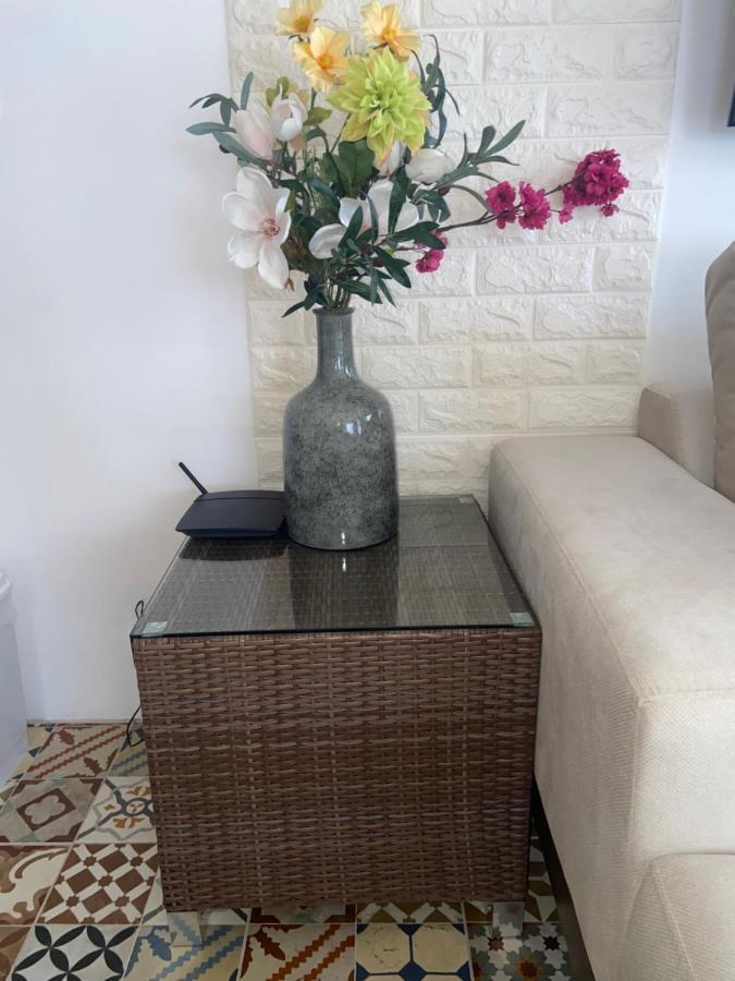 Cozy Studio With Private Spa Oranjestad Luaran gambar