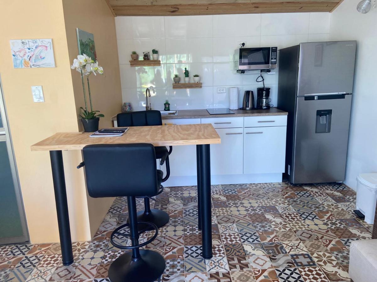 Cozy Studio With Private Spa Oranjestad Luaran gambar